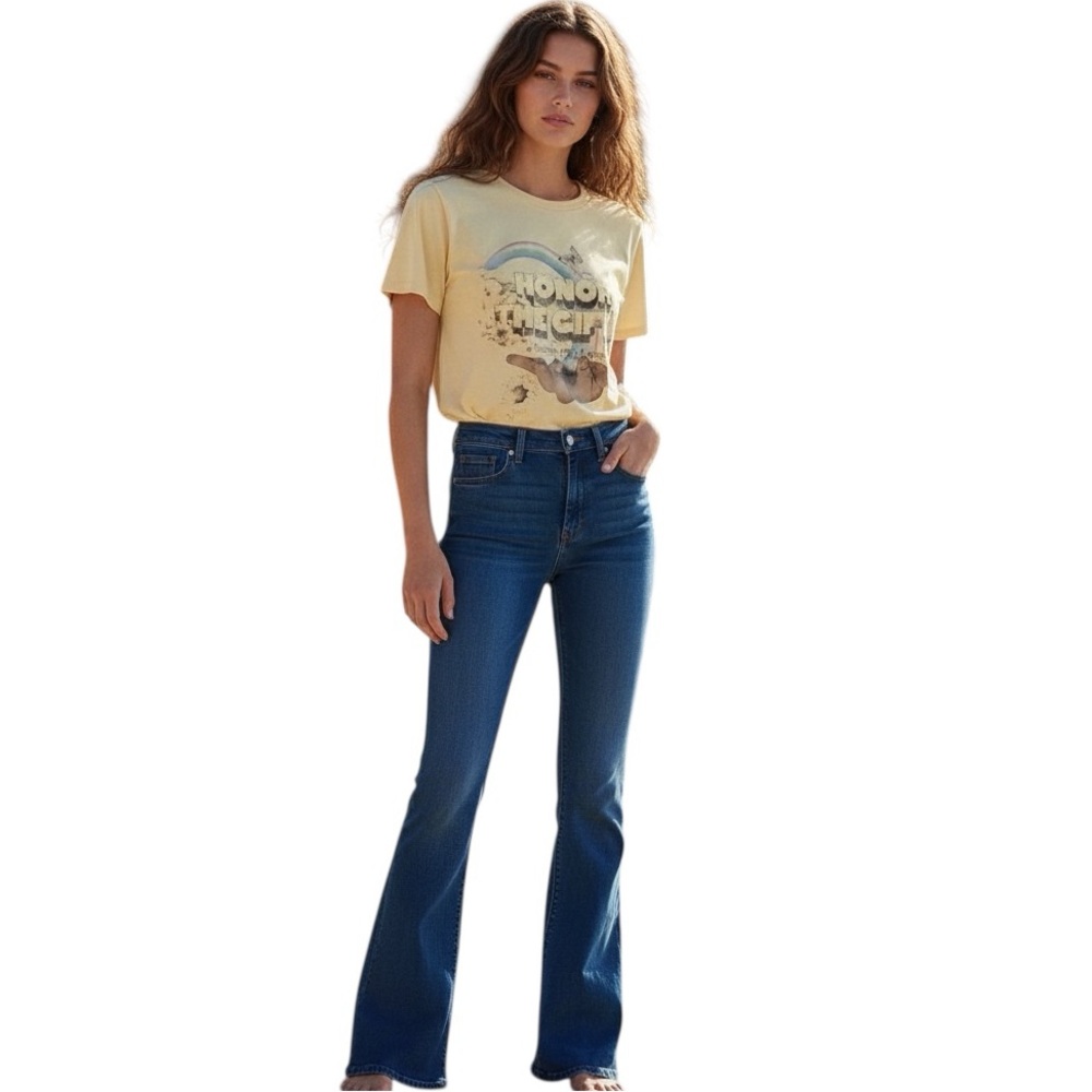 NWT Honor the Gift ‘Inner City Love’  Womens Rayon Graphic T-Shirt Size L